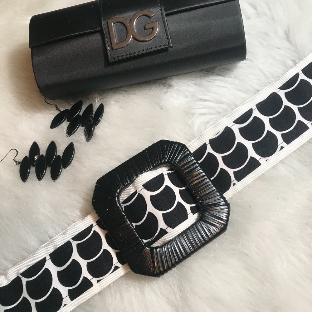 ✔️Black and White Classy Stylish Belt